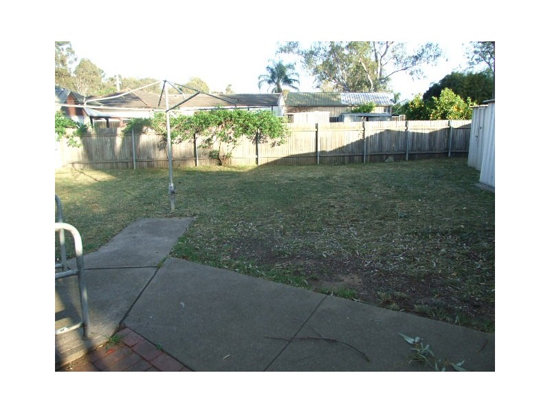 18 SYCAMORE STREET, North St Marys NSW 2760