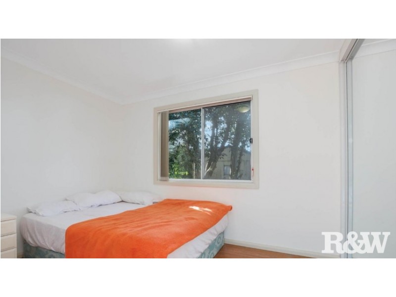 27A Moffatt Drive, Lalor Park NSW 2147
