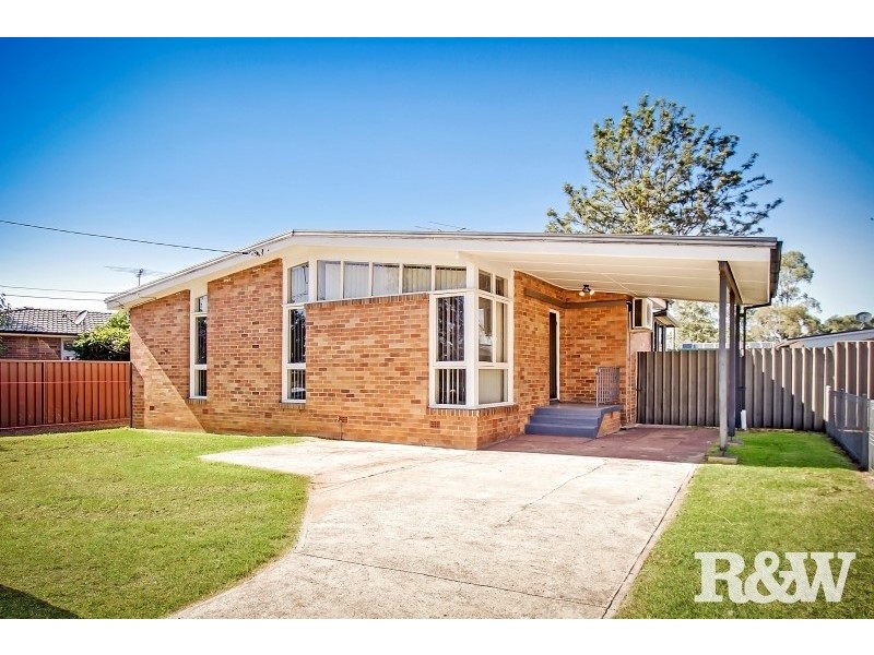 30 Kilbride Avenue, Dharruk NSW 2770