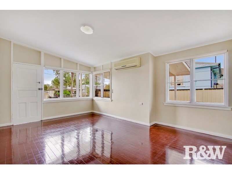 22 Torres Crescent, Whalan NSW 2770