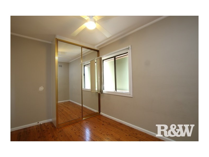 72 Bennett Road, Colyton NSW 2760