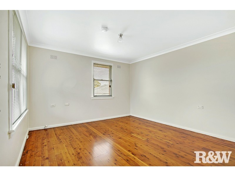 8 Petrel Place, Tregear NSW 2770