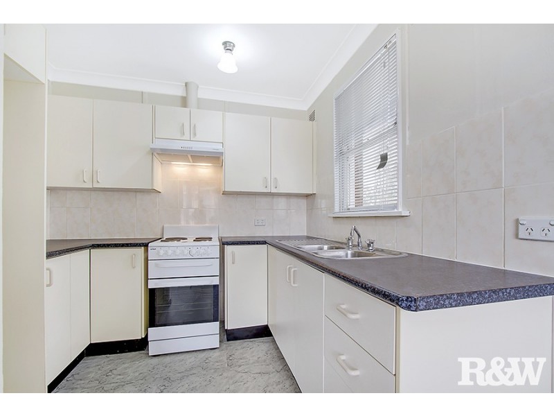 8 Petrel Place, Tregear NSW 2770