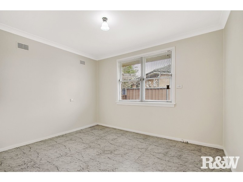 8 Petrel Place, Tregear NSW 2770