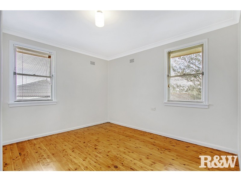 8 Petrel Place, Tregear NSW 2770