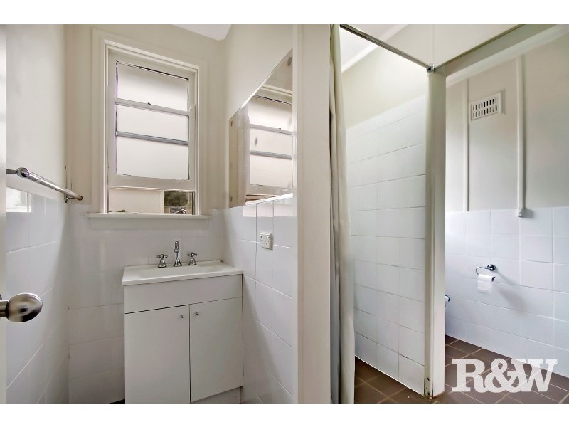 24 Waikanda Crescent, Whalan NSW 2770