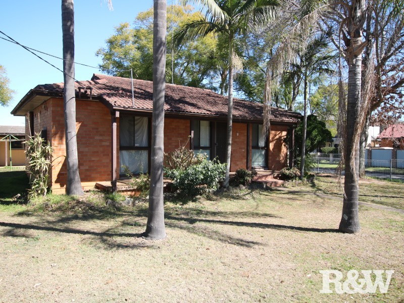 7 Sorensen Crescent, Blackett NSW 2770