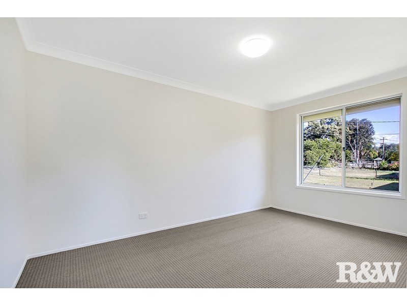15 Roebuck Crescent, Willmot NSW 2770