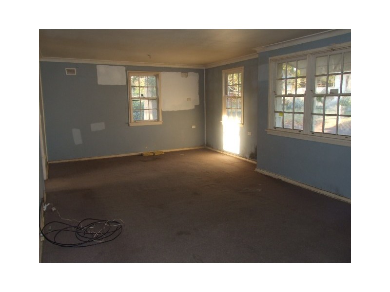 12  DAMPIER PLACE, Whalan NSW 2770