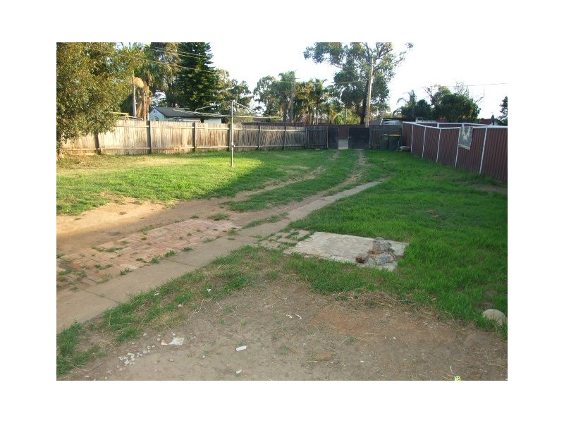 12  DAMPIER PLACE, Whalan NSW 2770