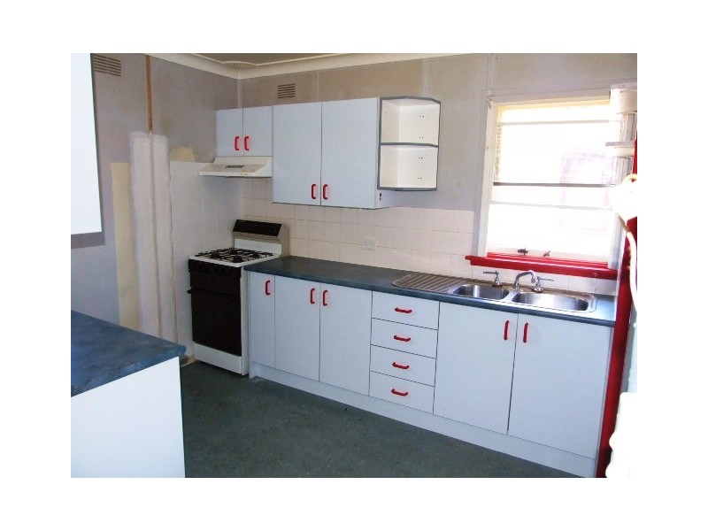 17  MAPLE ROAD, St Marys NSW 2760