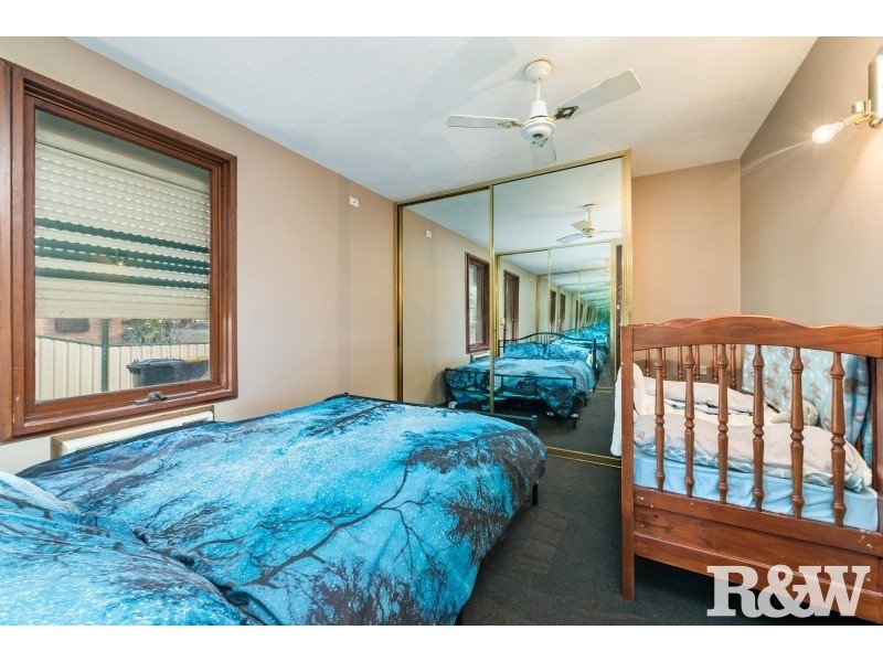 8 Resolution Avenue, Willmot NSW 2770