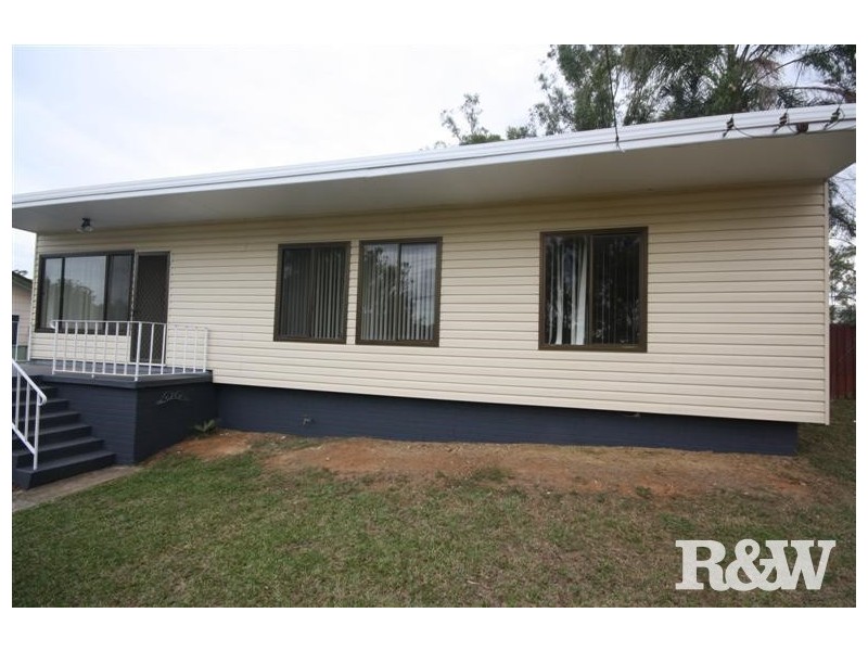 12 Nioka Road, Penrith NSW 2750