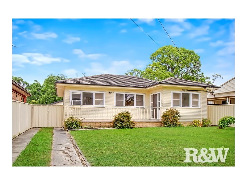 8 Perkins Street, Rooty Hill NSW 2766
