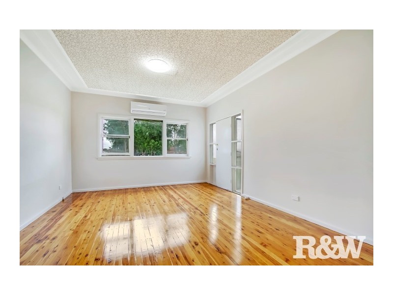 8 Perkins Street, Rooty Hill NSW 2766