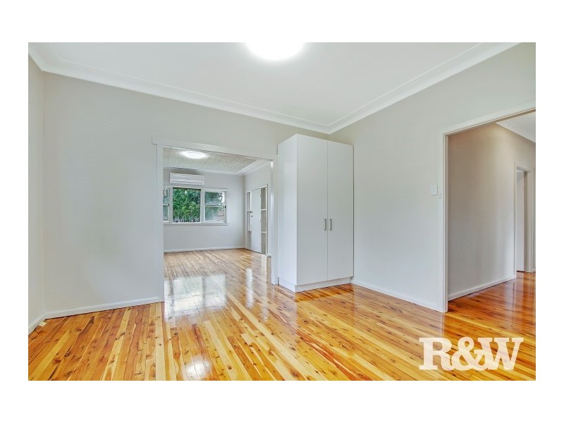 8 Perkins Street, Rooty Hill NSW 2766