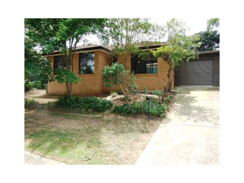 24  SOLING CRESCENT, Cranebrook NSW 2749