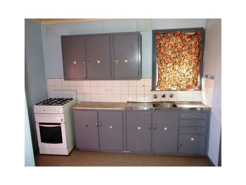 3 DAMPIER PLACE, Whalan NSW 2770