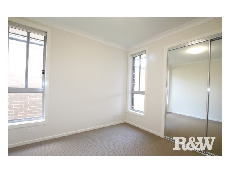 27 Herford Street, Ropes Crossing NSW 2760