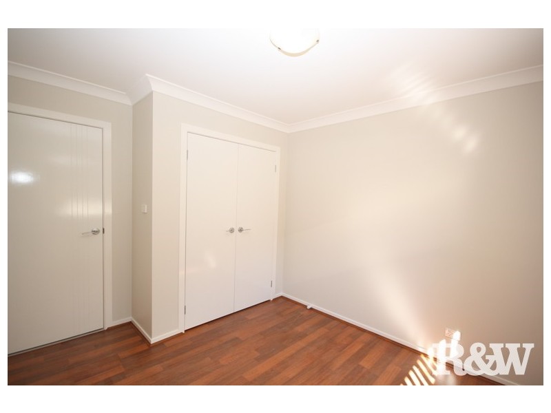 6 Twynam Place, Minto NSW 2566