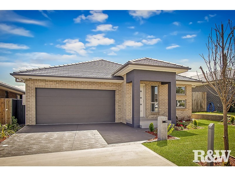 23 Richards Loop, Oran Park NSW 2570