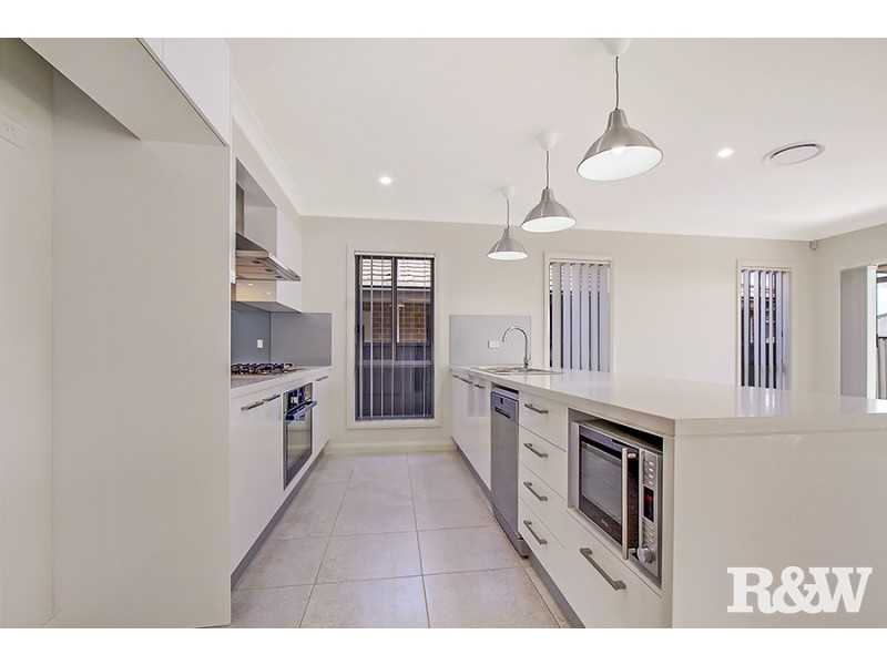 23 Richards Loop, Oran Park NSW 2570