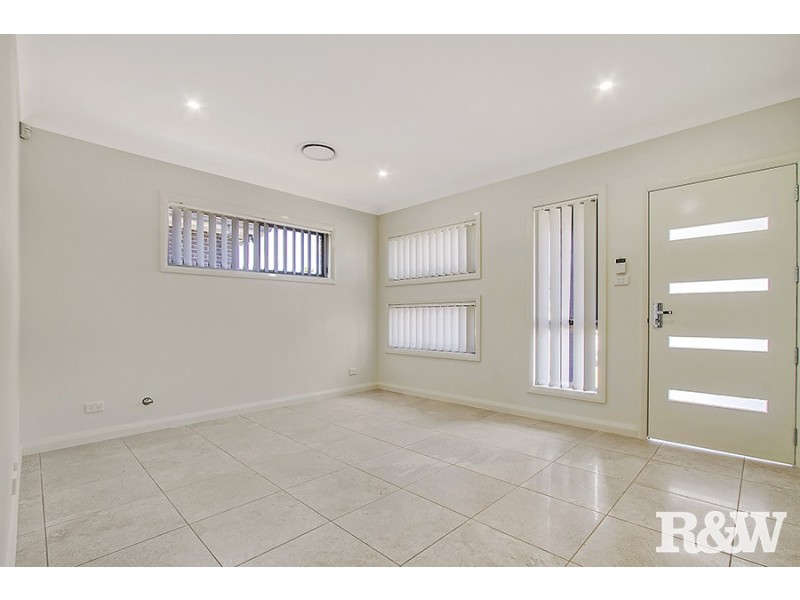 23 Richards Loop, Oran Park NSW 2570