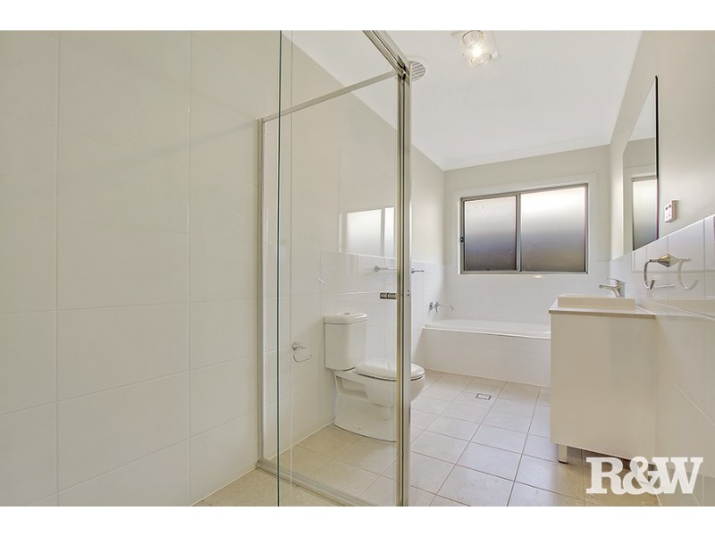 23 Richards Loop, Oran Park NSW 2570