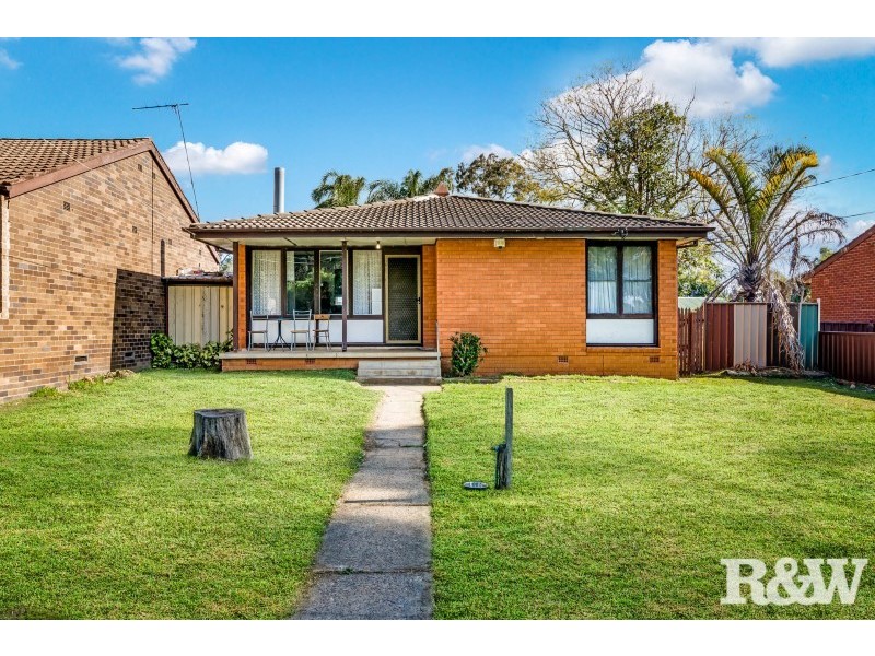 18 Pelsart Avenue, Willmot NSW 2770