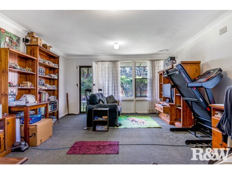 18 Pelsart Avenue, Willmot NSW 2770