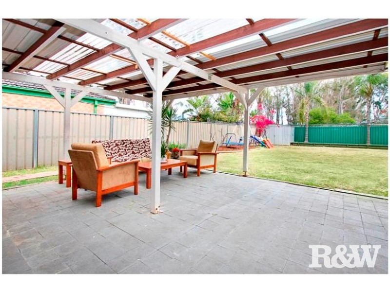 42 Mifsud Crescent, Oakhurst NSW 2761