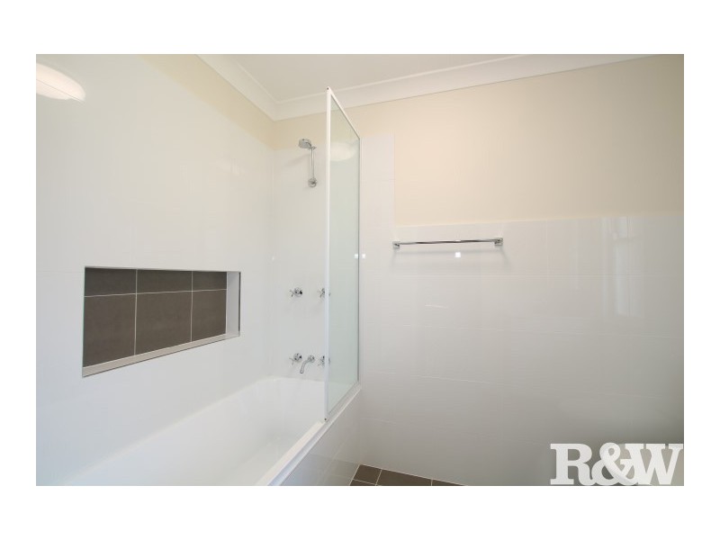 40 Hatherton Road, Lethbridge Park NSW 2770