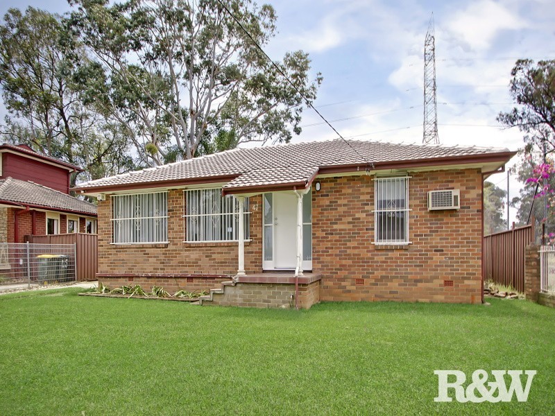 47 Palau Crescent, Lethbridge Park NSW 2770