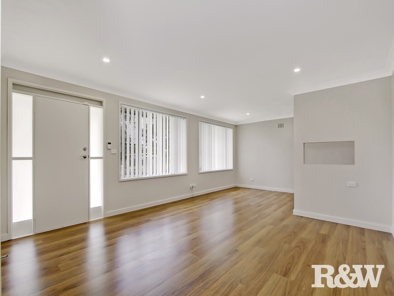 47 Palau Crescent, Lethbridge Park NSW 2770