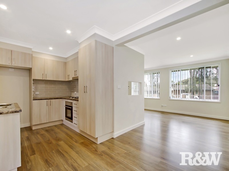 47 Palau Crescent, Lethbridge Park NSW 2770