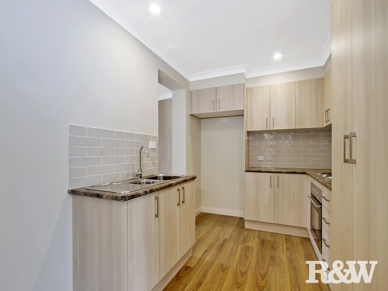 47 Palau Crescent, Lethbridge Park NSW 2770