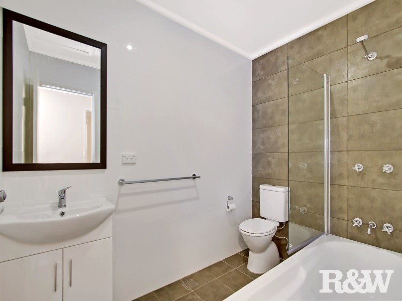 47 Palau Crescent, Lethbridge Park NSW 2770
