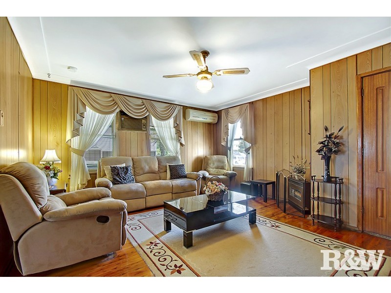 10 Jenny Place, Rooty Hill NSW 2766