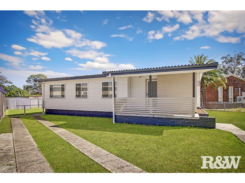 16 Runcorn Avenue, Hebersham NSW 2770
