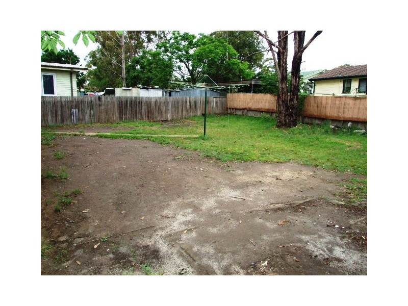 184 WOODSTOCK AVENUE, Whalan NSW 2770