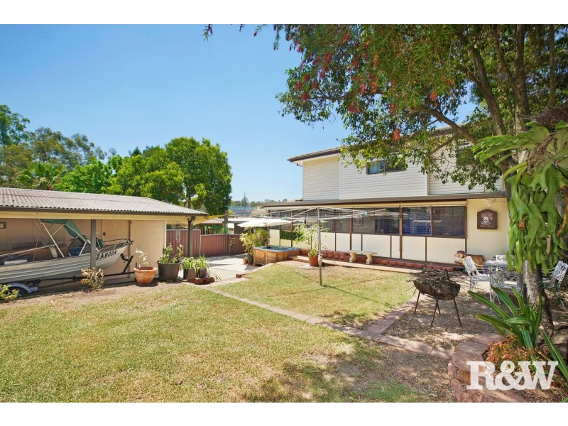 4 Illabo Street, Quakers Hill NSW 2763