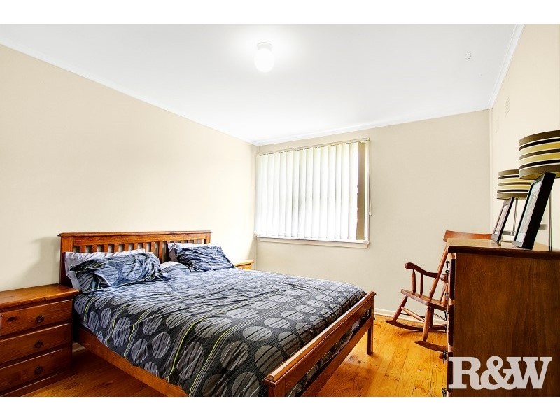 35 Feramin Avenue, Whalan NSW 2770