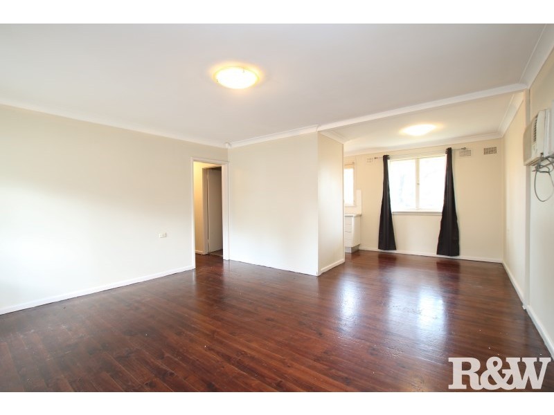 46 Waitaki Crescent, Lethbridge Park NSW 2770