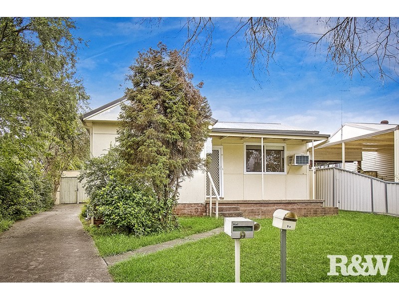 9 Cambridge Street, Cambridge Park NSW 2747