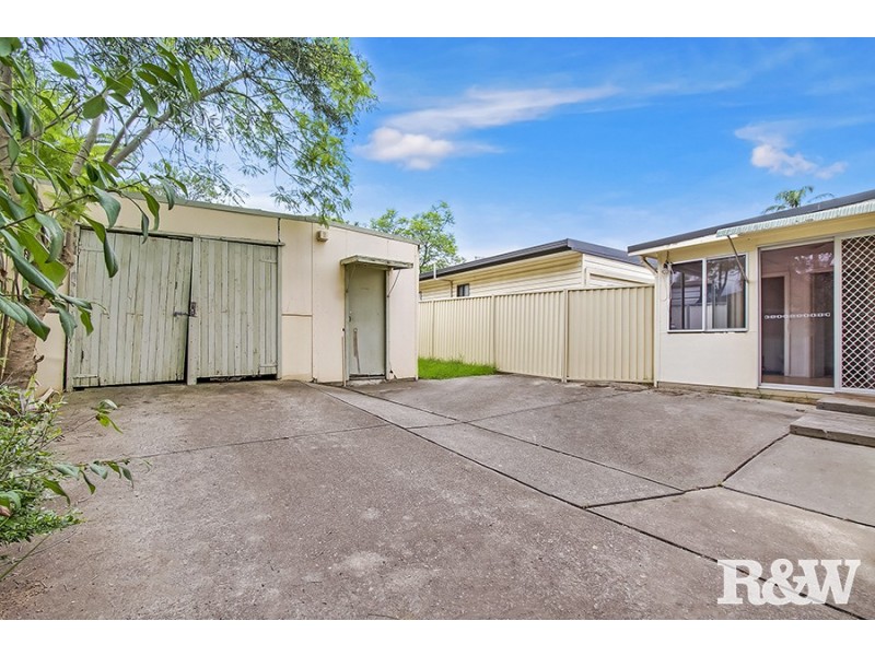 9 Cambridge Street, Cambridge Park NSW 2747