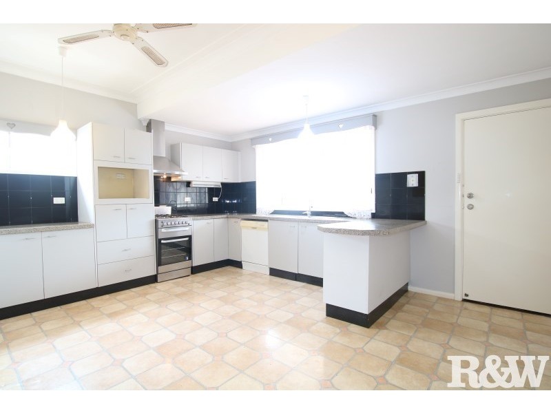 7 Dina Beth Avenue, Blacktown NSW 2148