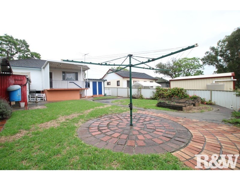 7 Dina Beth Avenue, Blacktown NSW 2148