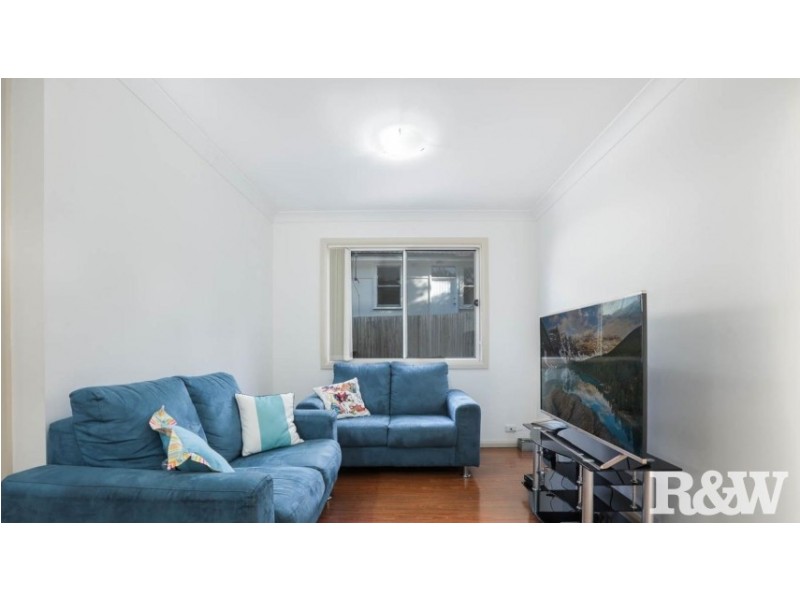 27A Moffatt Drive, Lalor Park NSW 2147