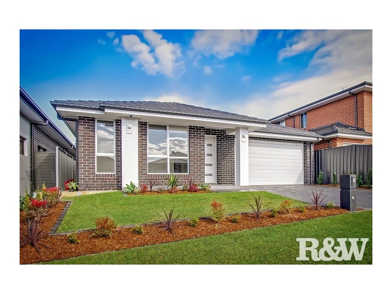 7 Putland Street, Riverstone NSW 2765