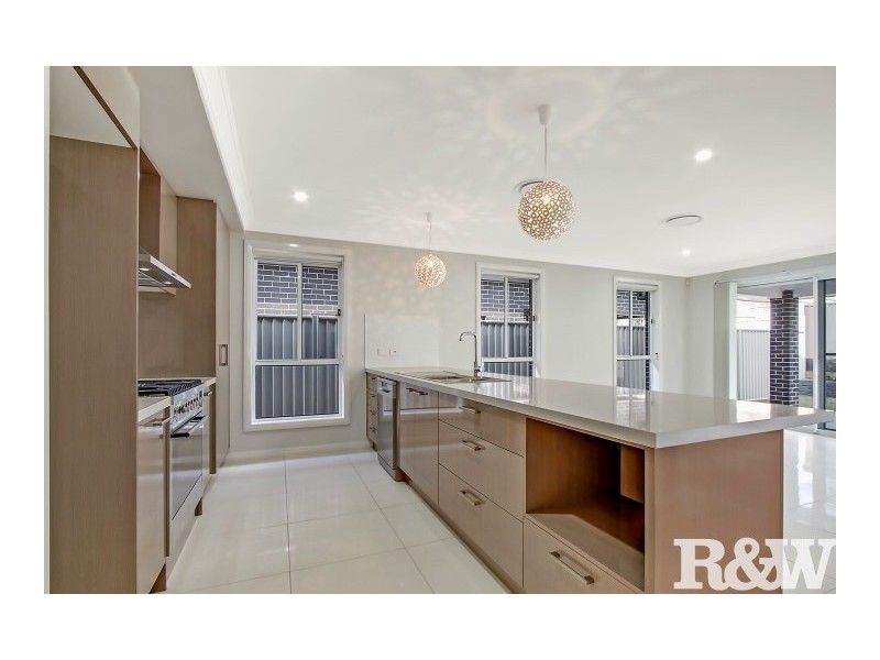 7 Putland Street, Riverstone NSW 2765